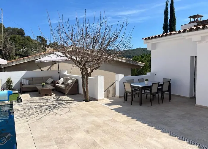Lux 2 Barcelona 度假居 Vallirana
